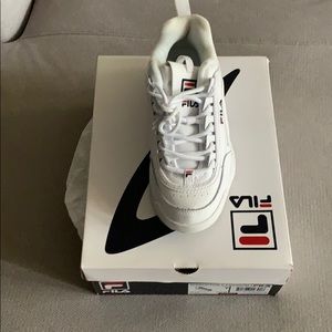 Women’s size 7 Fila shoes